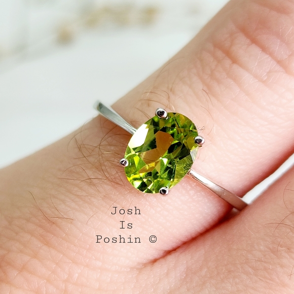 1.45 ct. natural peridot cocktail ring in sterling silver - Picture 3 of 13